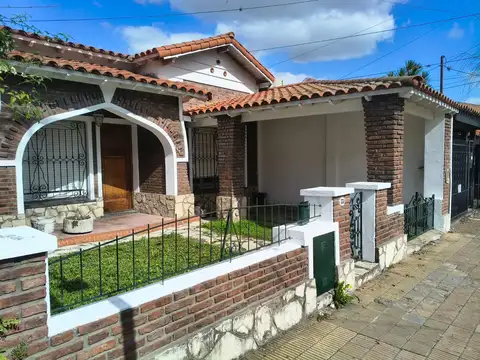 Casa en alquiler, 3 ambientes.