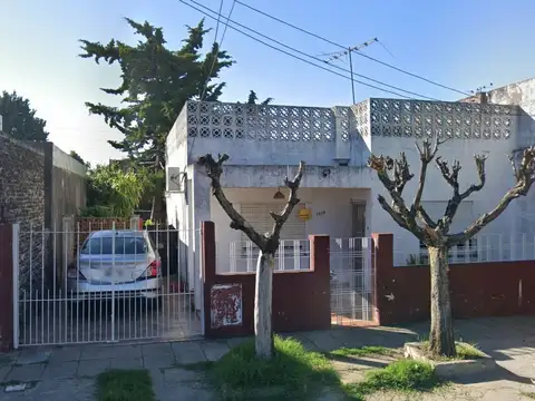Venta Casa 3 ambientes en Morón
