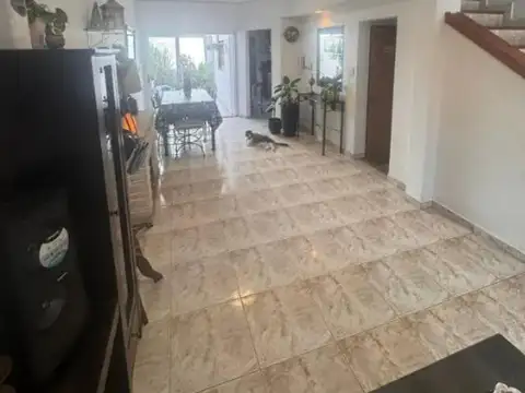 Casa en Venta en Mataderos, USD 235.000