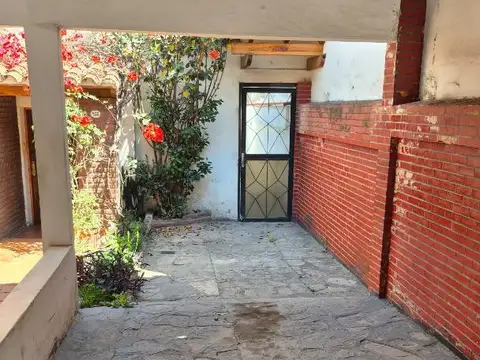 Depto Tipo Casa en Venta en Zona Centro, USD 85.000
