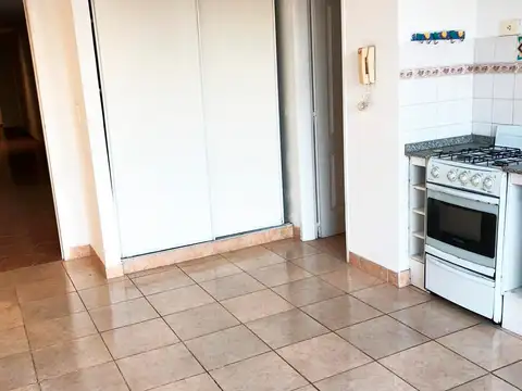 España 1000, Piso 6