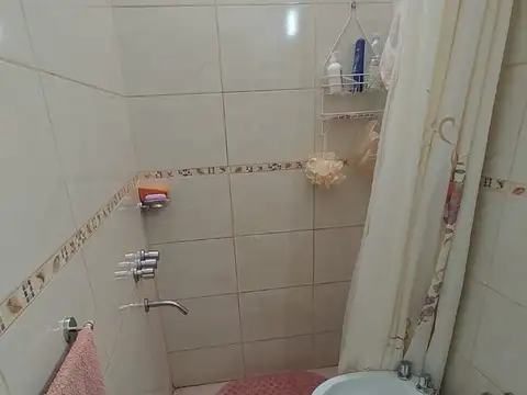 Venta casa mas dpto Residencial América