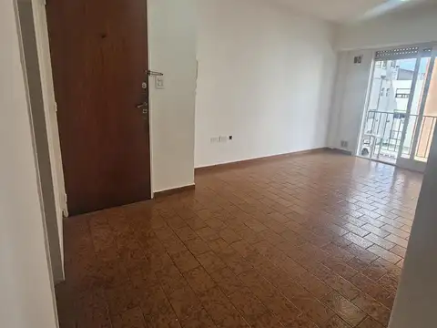 Alquiler de departamento de 2 dormitorios con cochera opcional