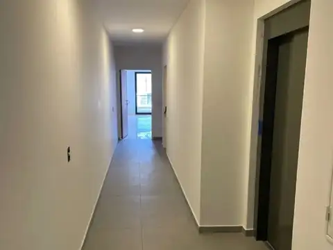 Vallejos 3300, Piso 1