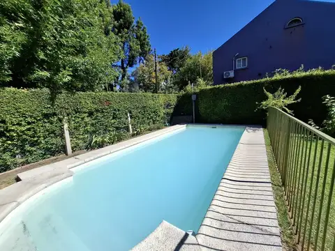 Casa 6 ambientes con 3 baños