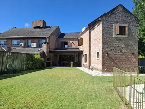 Casa en Venta de 5 dormitorios