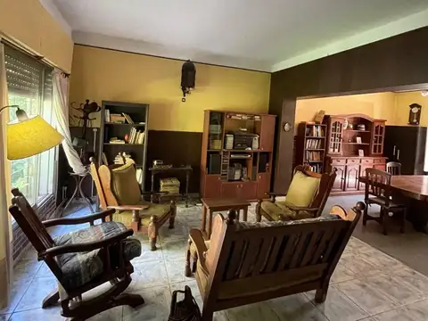 Depto Tipo Casa en Venta 50 años