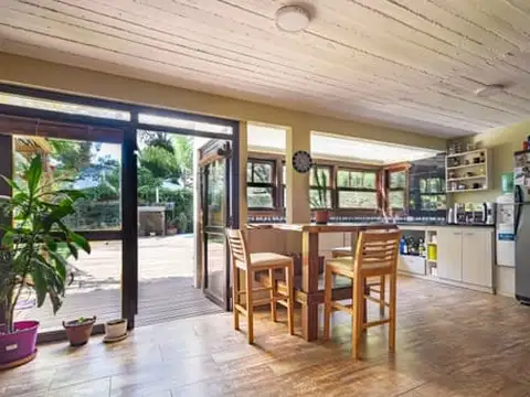 Hermosa Casa en Santa Teresita 3 dormitorios con Pileta Climatizada...Para vivirla todo el año