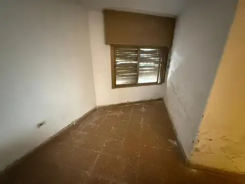 CASA 2 DORM A REFACCIONAR EN MAIPU SECCION 2