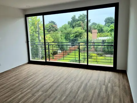 ALQUILER DEPARTAMENTO MONO AMBIENTE PATIO PB