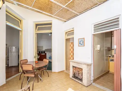Avenida Olazábal 4700, Piso 0