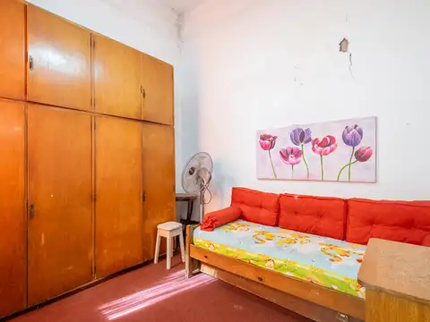 Depto Tipo Casa en Venta 50 años