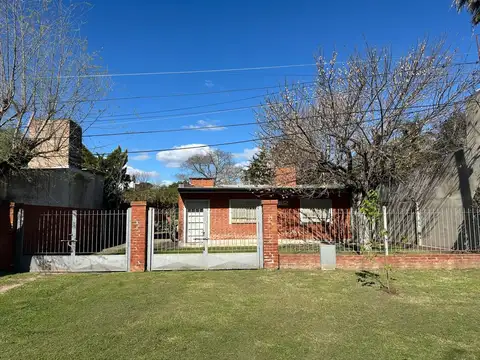 VENTA CASA QUINTA EN SAUCE VIEJO 2 DORM Y PILETA