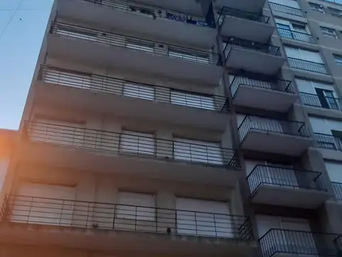 Av Entre Rios al 2000