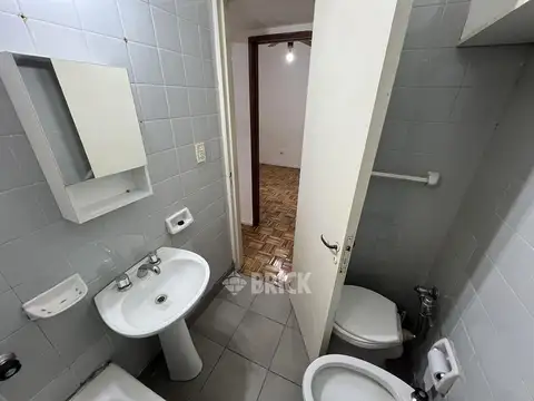 CHARCAS AL 4500 - IMPECABLE LUMINOSO BAÑO Y COCINA COMPLETOS