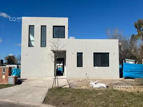 Venta Casa Pilar Del Este Santa Lucía 