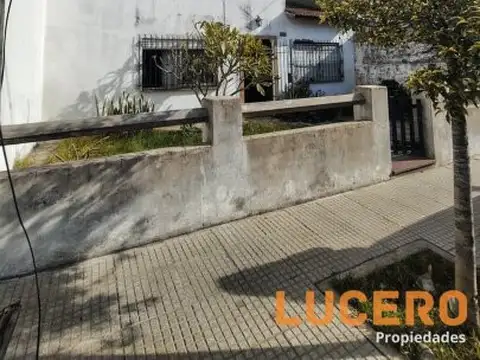 Casa a refaccionar en Villa Lugano - APTO CRÉDITO