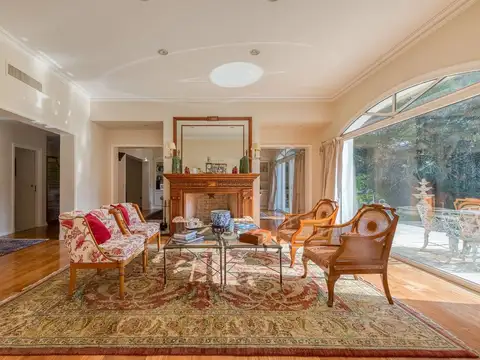 Casa en Alquiler de 4 dormitorios