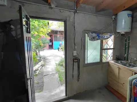 CASA AMPLIA IDEAL DOS FLIAS.