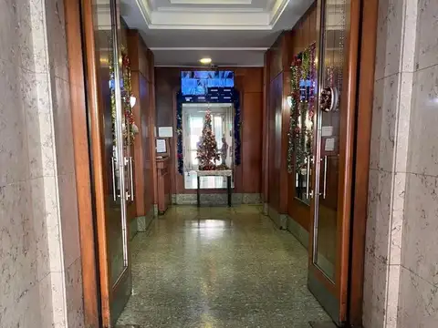 Peatonal San Martin 2200, Piso 4