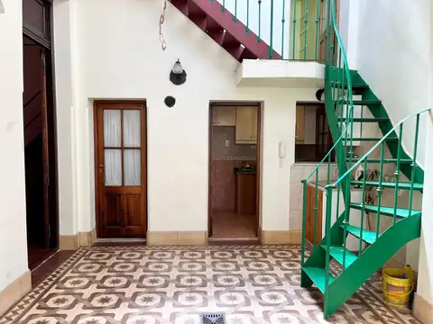 Depto Tipo Casa en Venta 96 años