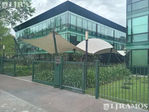 Alquiler de oficina de 220 m2 en Martínez