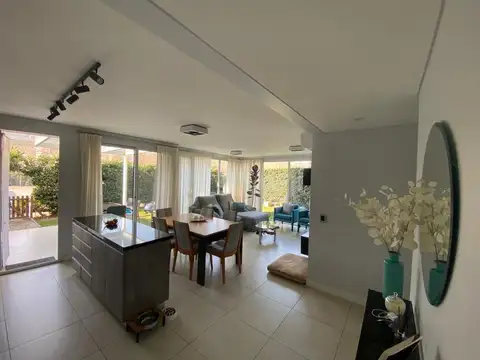 Departamento en venta de 3 ambientes en planta baja con jardín - Vilahaus- Ayres Vila- Pilar