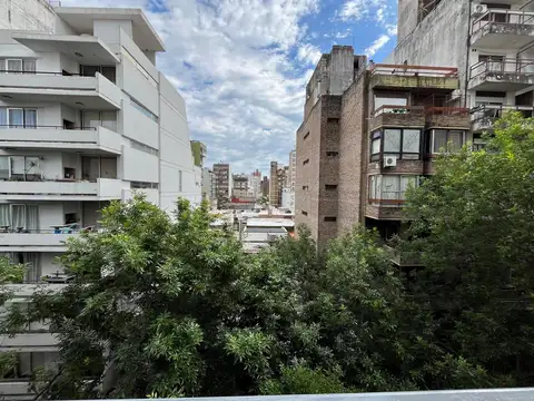 Departamento en Alquiler en Martín, $ 280.000