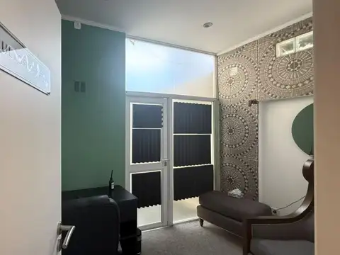Oficina en Alquiler en Manuel B Gonnet, $ 615.000