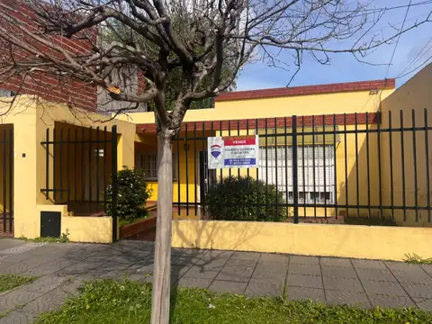 Marcos Avellaneda 1536 Moron 1500