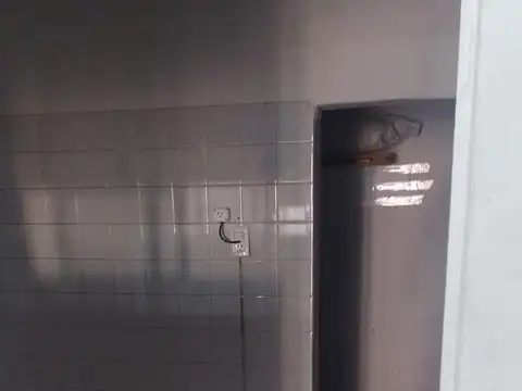 Galpon en Alquiler 25  mts Fondo