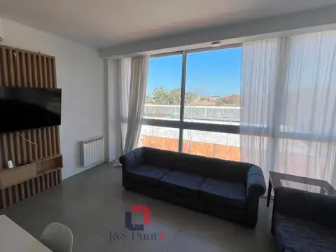 Departamento en Alquiler en Valle Escondido, USD 1.800