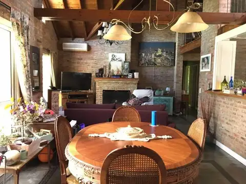 La Delfina