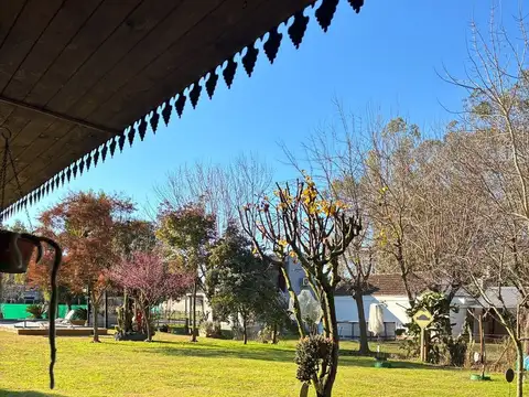 Av de las perdices y Costanera 100