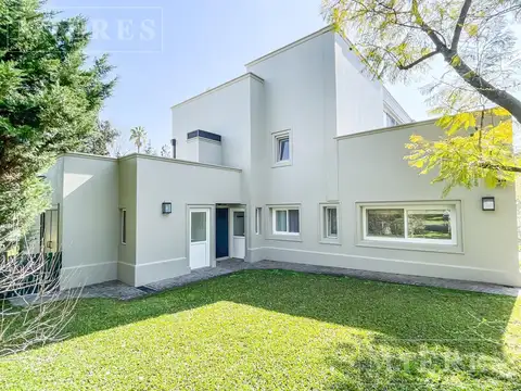 Casa en Venta en Countries y Barrios Cerrados en Pilar, USD 980.000