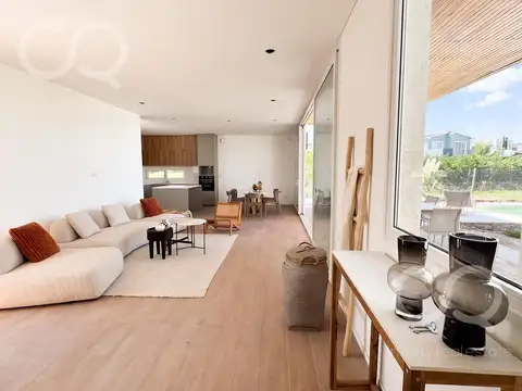 Casa en Venta en San Sebastián, USD 310.000