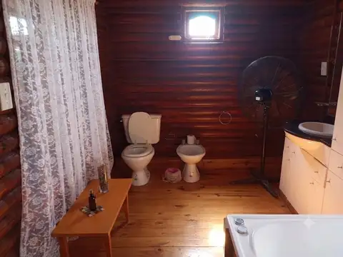 Casa 2 dormitorios con pileta, Paraje La Juanita