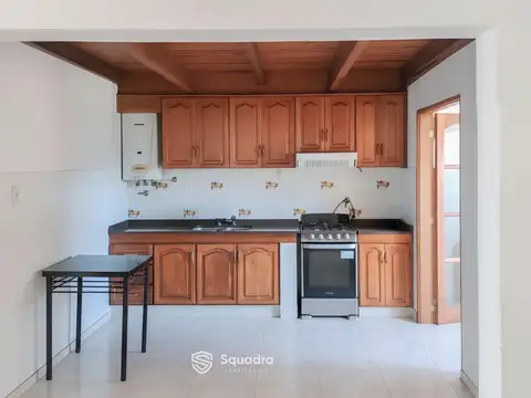 Casa 5 ambientes con 2 baños