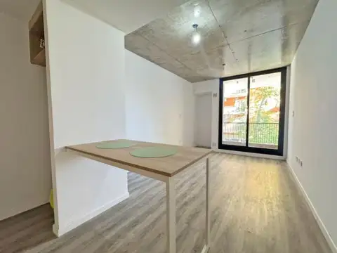EN VENTA- MONOAMBIENTE CON BALCON AL FRENTE  AMENITIS- REPUBLICA LA SEXTA