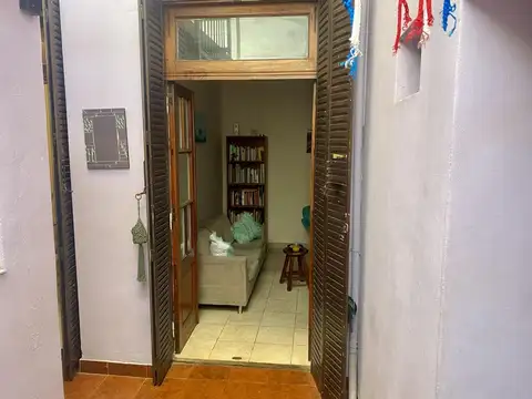 Depto Tipo Casa Monoambiente con 5 baños