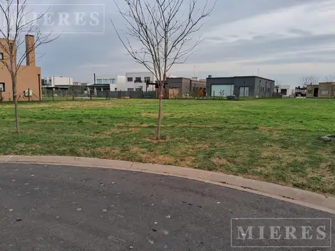 Lote de 483m² en venta en San Pablo, Pilar