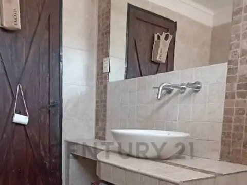 Vallecito 1500, Piso 0