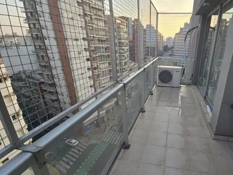 ALQUILER DEPTO 3 AMBIENTES AV. CÓRDOBA Y J JAURES AMENITIES FRENTE A LA PLAZA