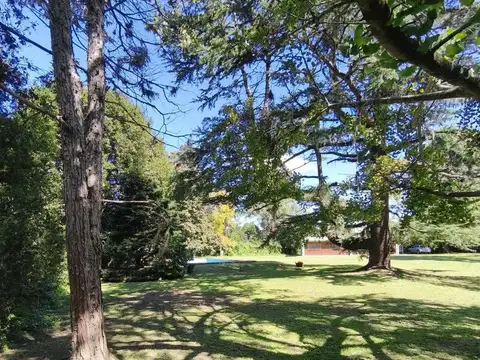 TERRENO EN VENTA CON PISCINA.