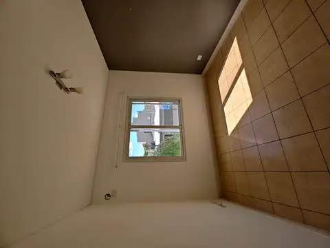 DEPARTAMENTO EN ALQUILER EN MERLO CENTRO