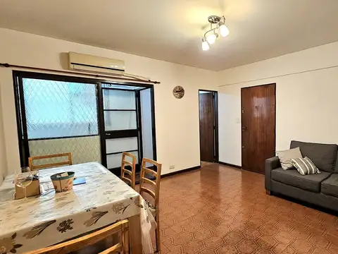 Departamento en Venta en Flores Sur, USD 76.000