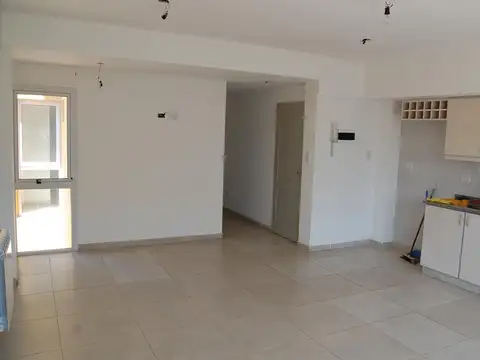 Departamento en Alquiler en General San Martin, $ 650.000