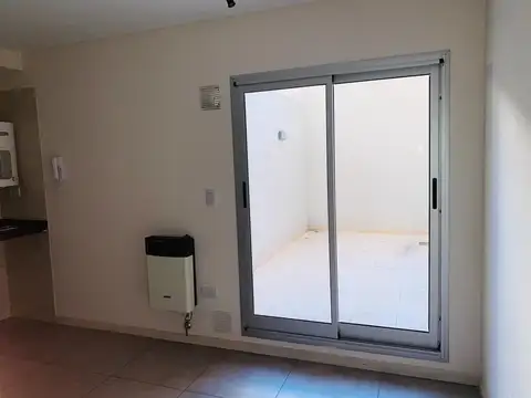 Santiago 1423 , Piso 01