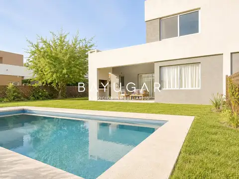 Venta Casa - Barrio Casas del Este, Pilar del Este - Apto Credito