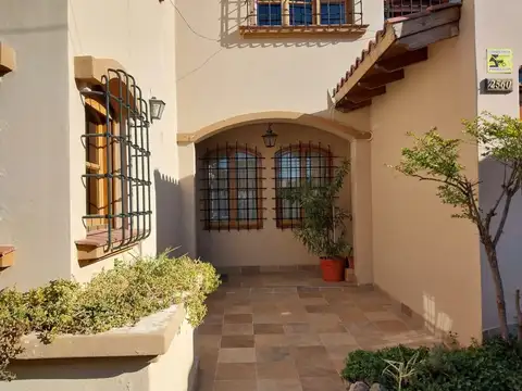 Casa en Venta de 5 dormitorios